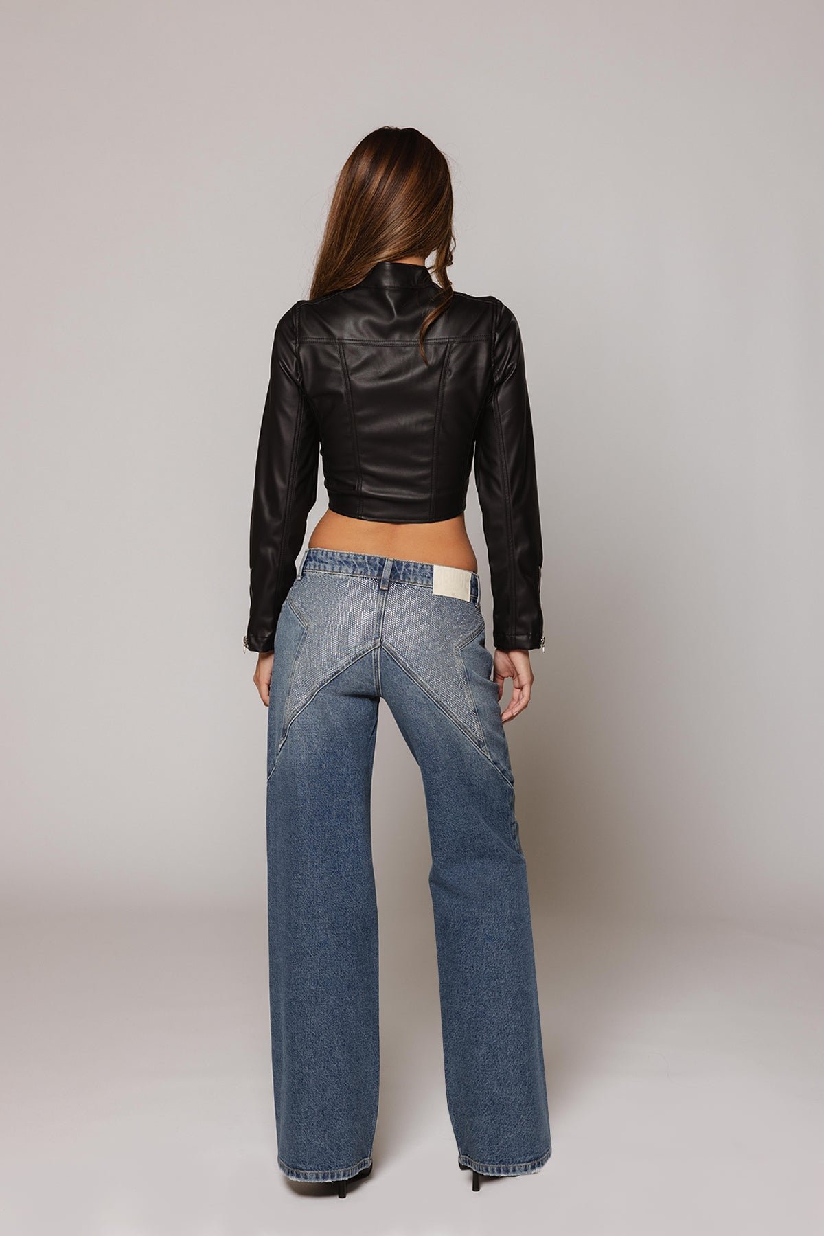 edit5_2dae75c3-5e47-4e72-8cad-e2d2d80b816f